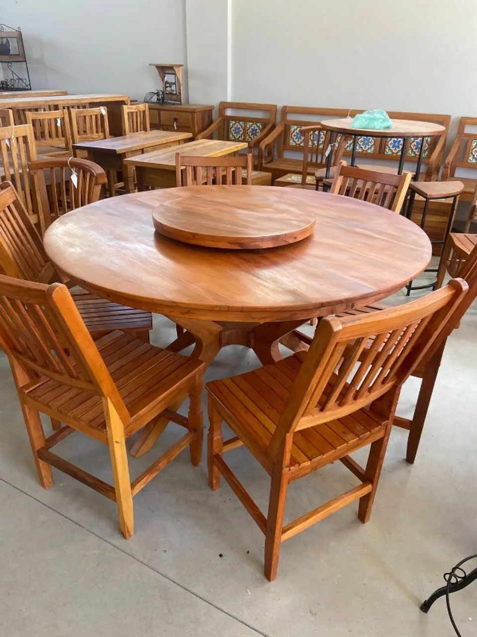 Conjunto Mesa De Jantar - 6 Cadeiras Com Tampo Giratório - Foto 2