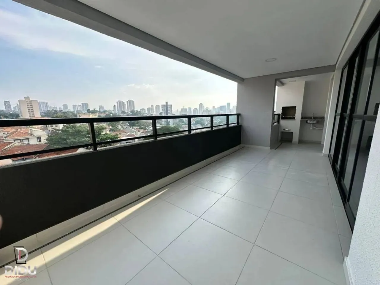 Apartamento para alugar em São Paulo, Vila São José (Ipiranga), com 3 quartos 3 suítes, 10