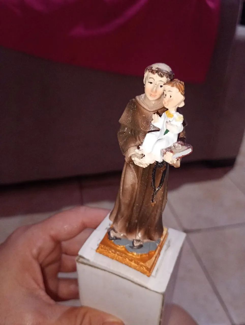 Escultura de Santo Antônio novo