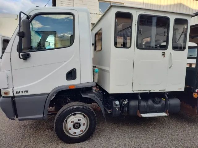 Mbenz accelo 815 CABINA SUPLEMENTAR MAIS CARROCERIA - Foto 7