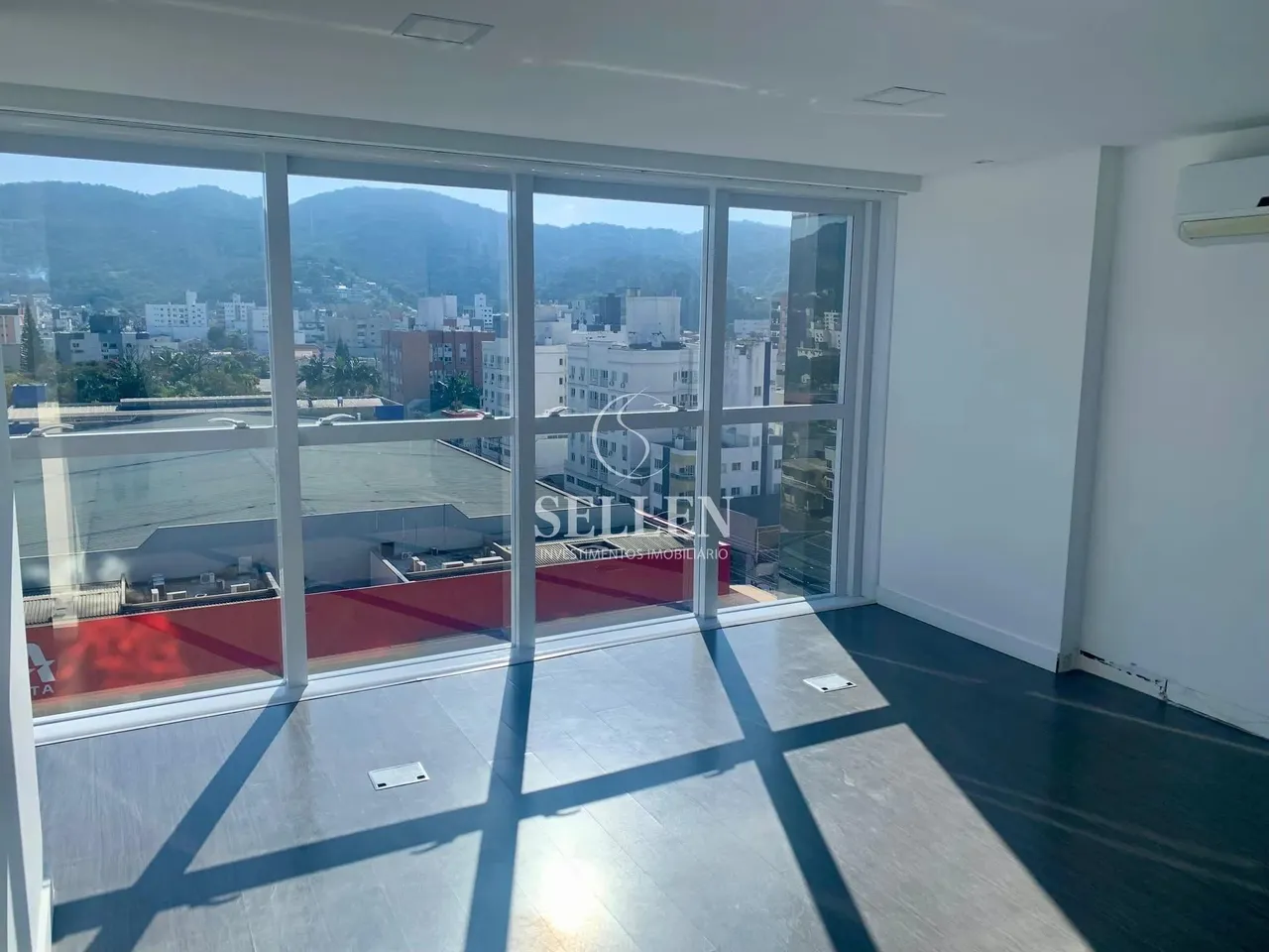 Sala Comercial para Locação no Pacífico Empresarial, Balneário Camboriú, SC