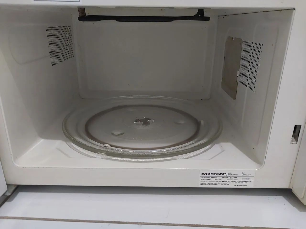 Micro-ondas Brastemp Maxi Gratine 30 litros 127V - Foto 4
