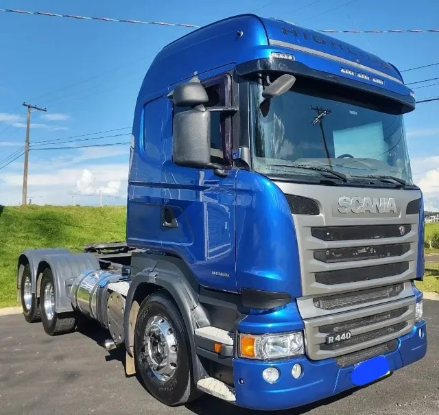 Scania R440 highiline cavalo 6x4 ano 2014