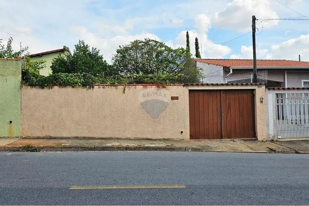Casa Térrea na Vila Santana - Sorocaba /SP- Espaço Amplo e Zoneamento ZR2 para Residência  - Foto 2