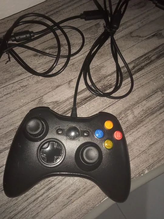 Kit dois controles de Xbox 360 e pc - Foto 2