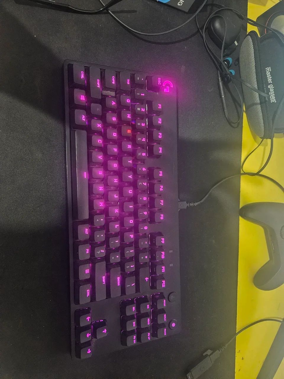 Teclado logitech g pro