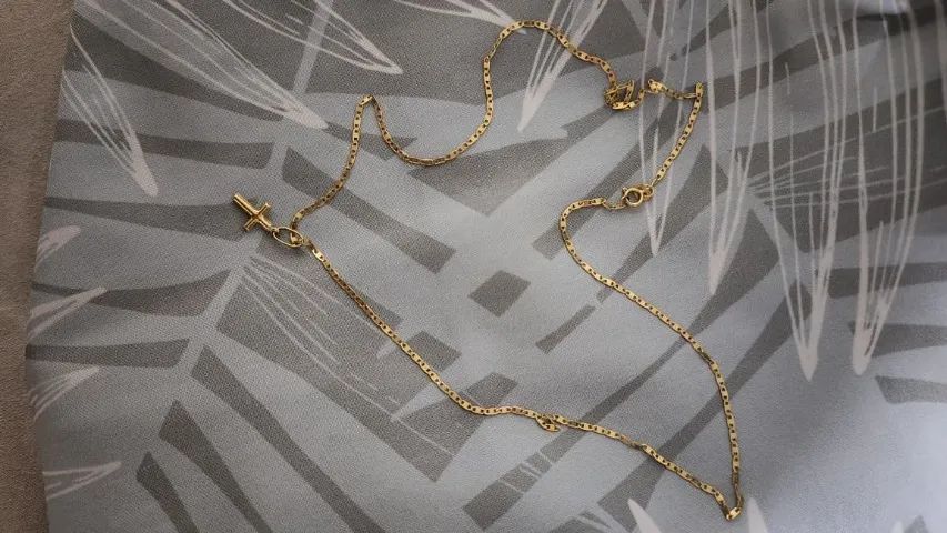 Cordão de Ouro com Pingente de Cruz - Foto 2
