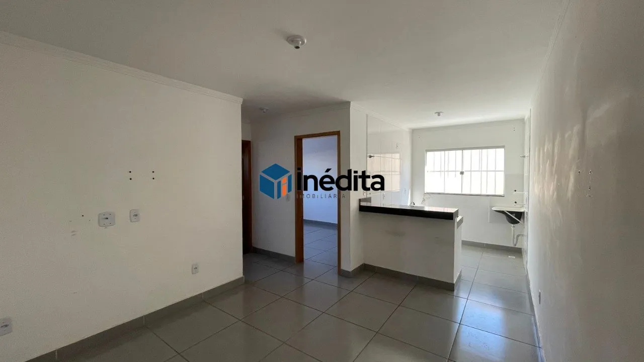 Apartamento com 2 dormitórios para alugar, 43,30 m² por R$ 1.200/mês - Setor Criméia Oeste