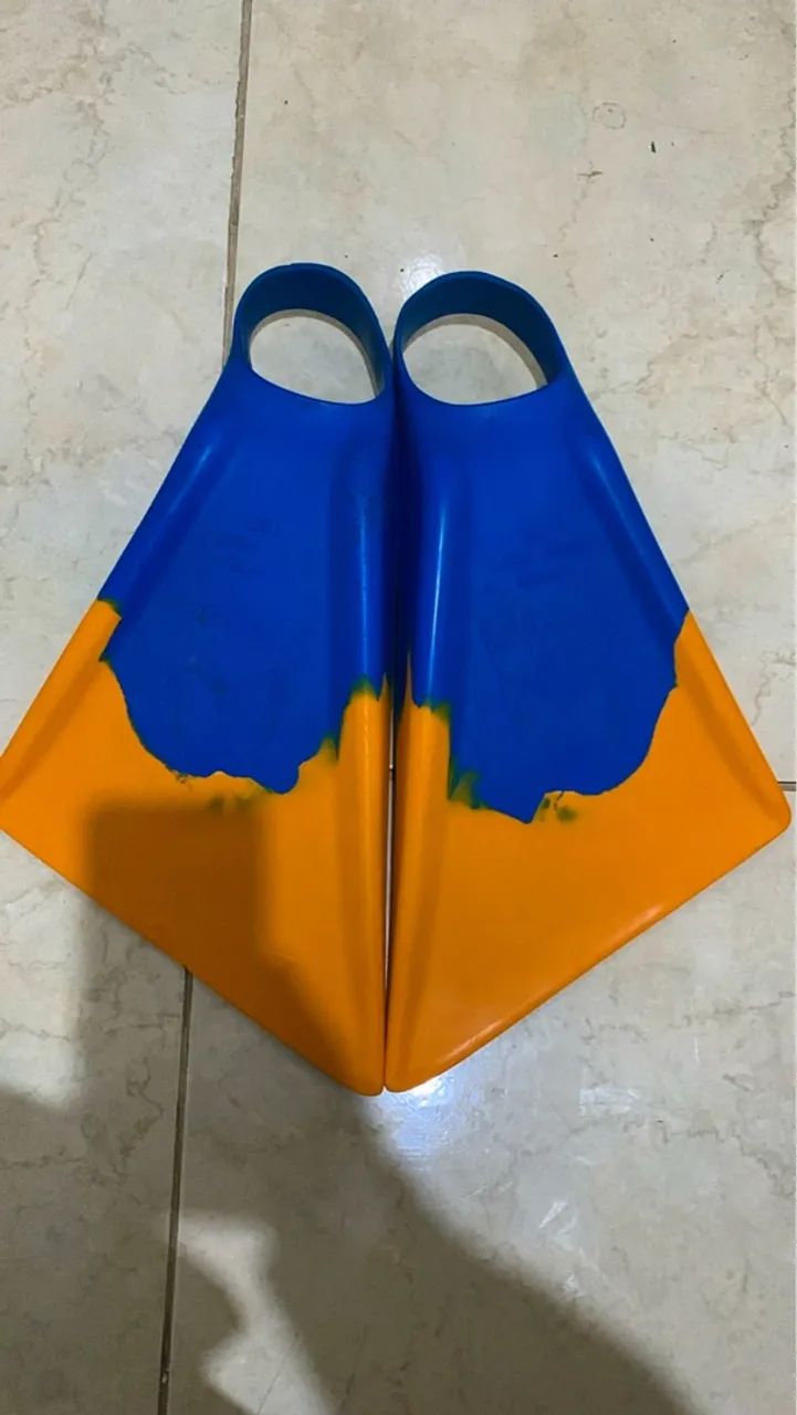 Pé de Pato Monster 