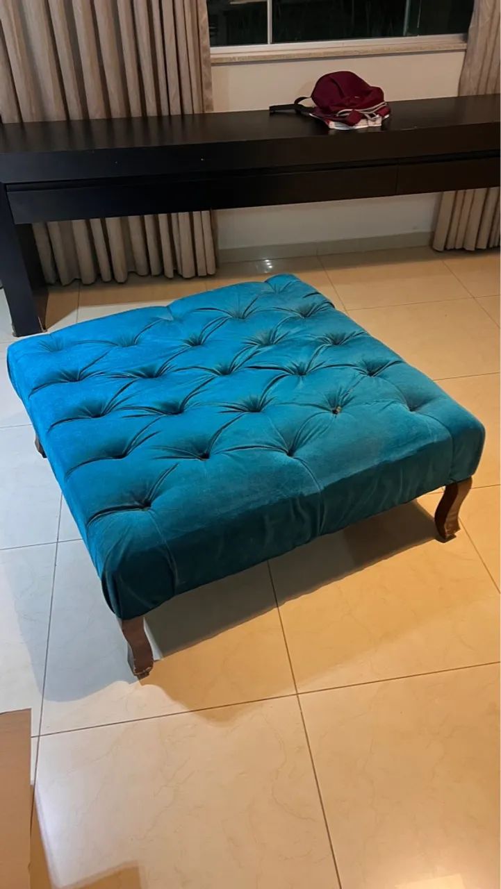 Puff Turquesa com Design Clássico - Foto 2