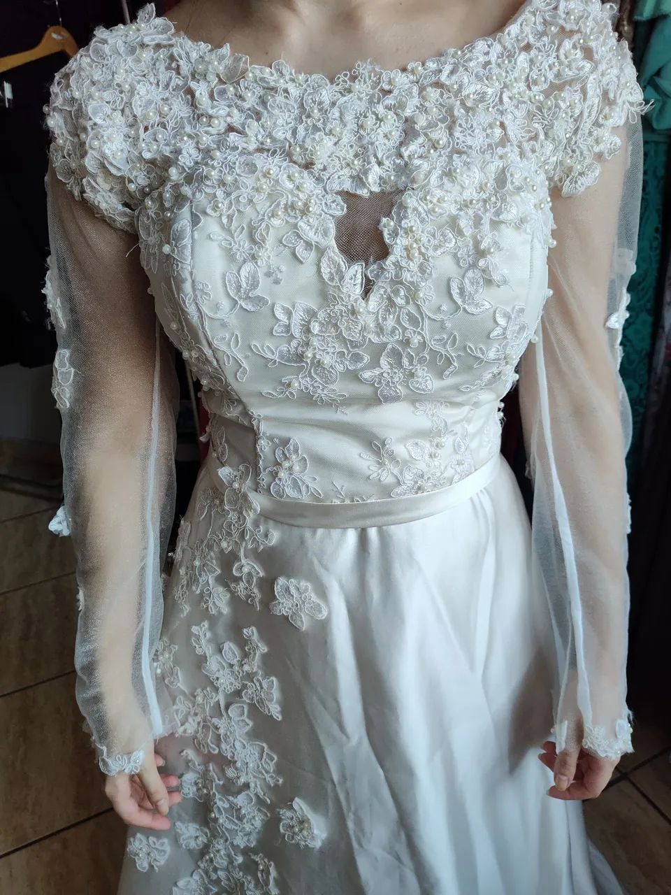 Vestido de noiva off whit- renda e tule - usado - Foto 4