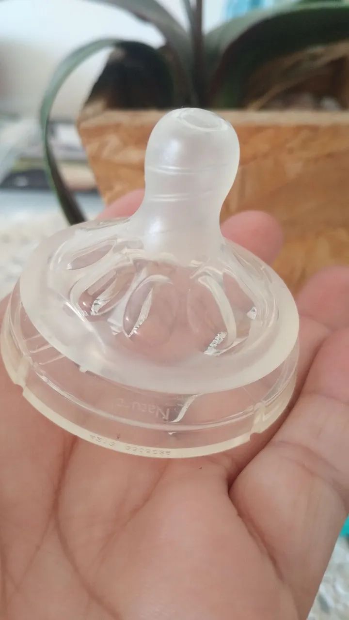 Válvula anti refluxo e cólica mais bico Avent  - Foto 4