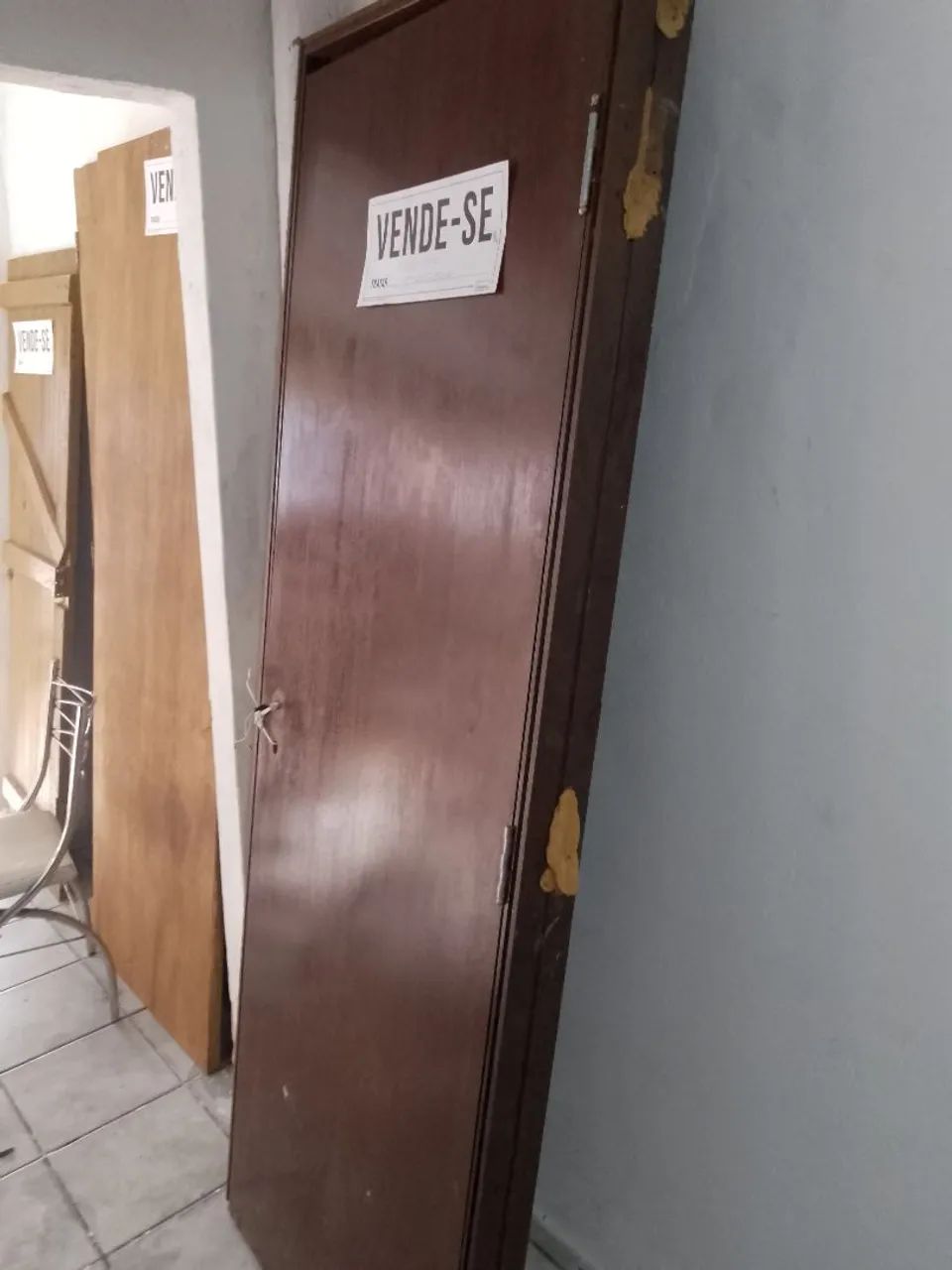 Porta de quarto com a caixa!