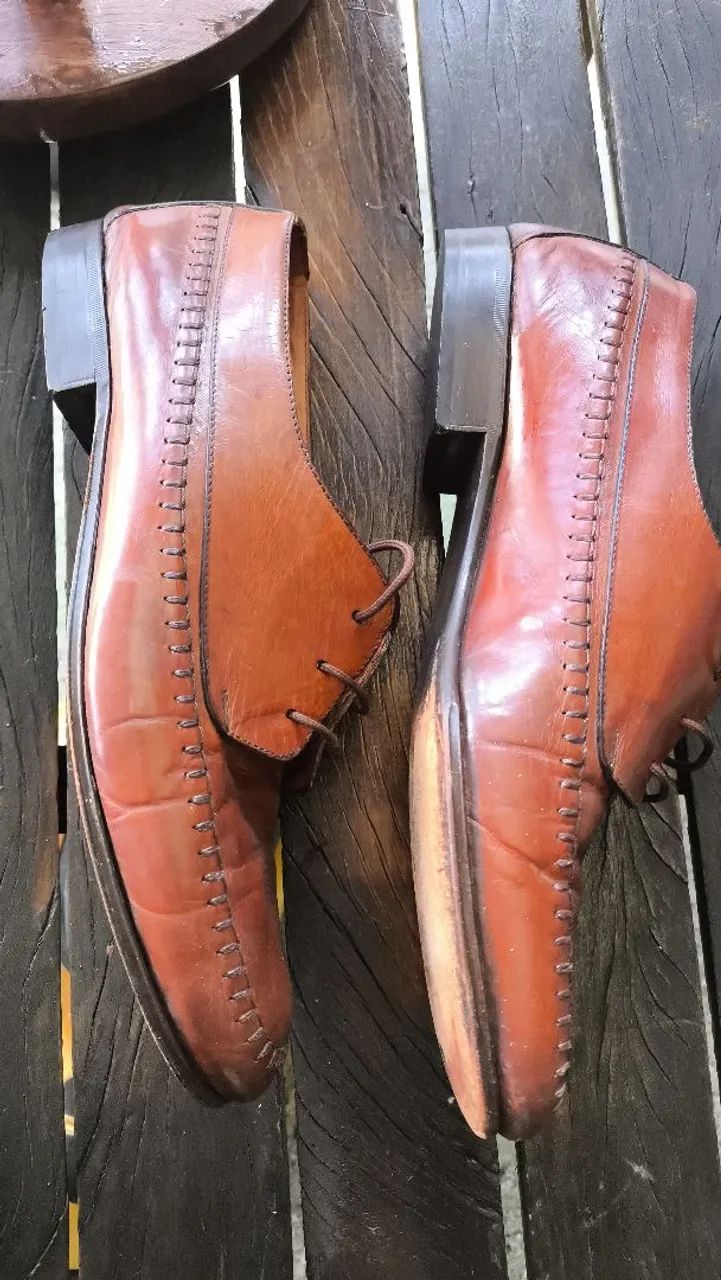Sapatos Bally Masculinos - Couro Marrom - Foto 2