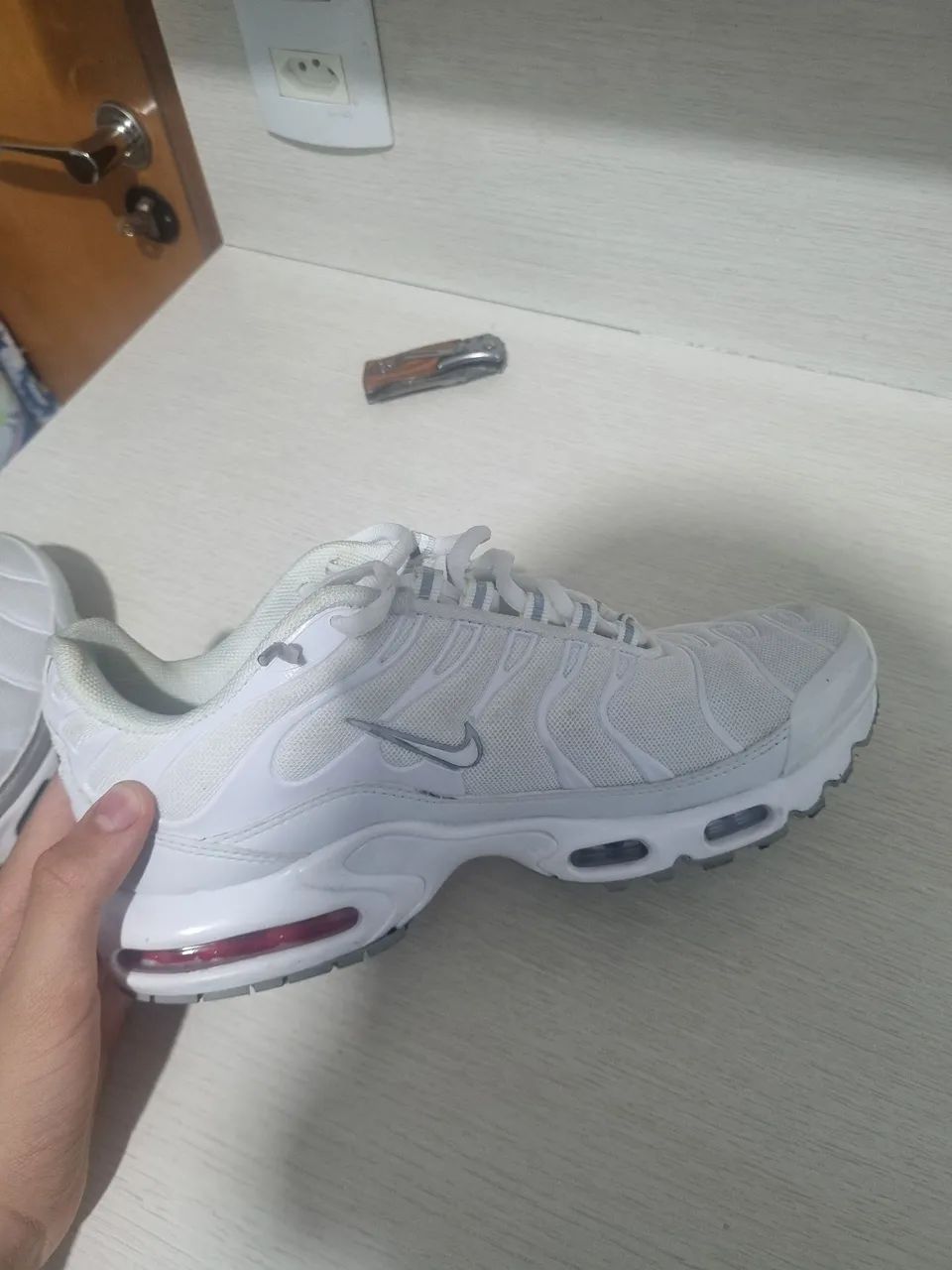 Tenis Air max Plus TN (TRIPLE WHITE) 40 - Foto 2