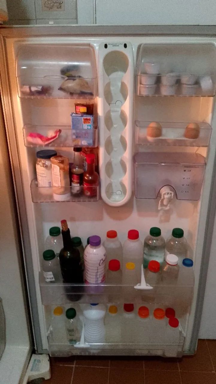 Geladeira em ótimo estado