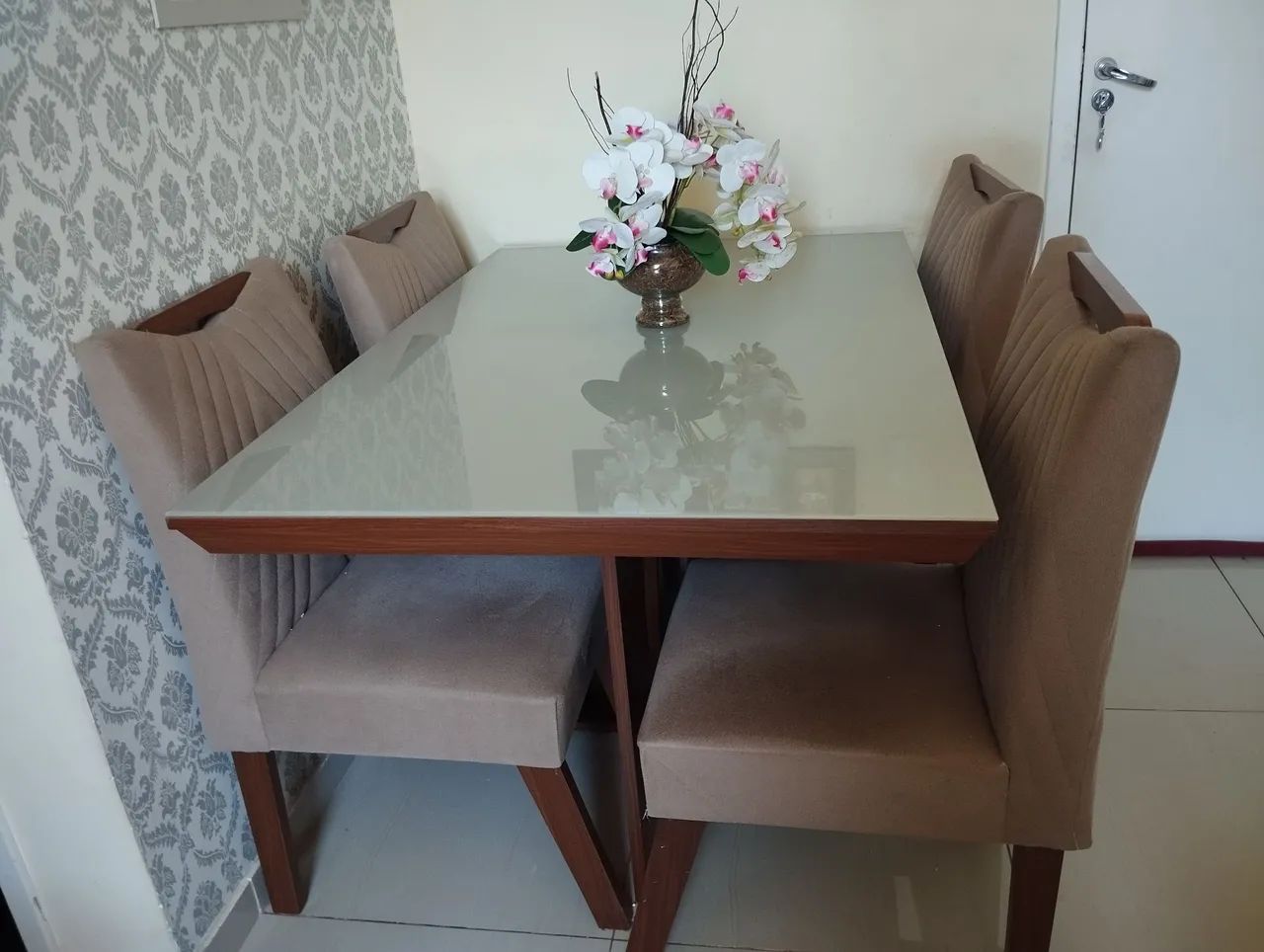 Rectangular dining table with 4 chairs64520806681346120