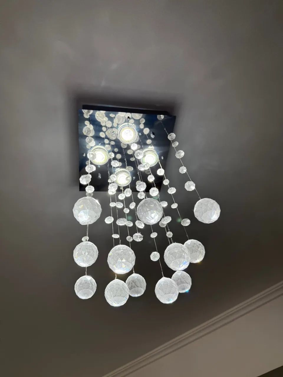 Lustre em Led com Cristais em Gota