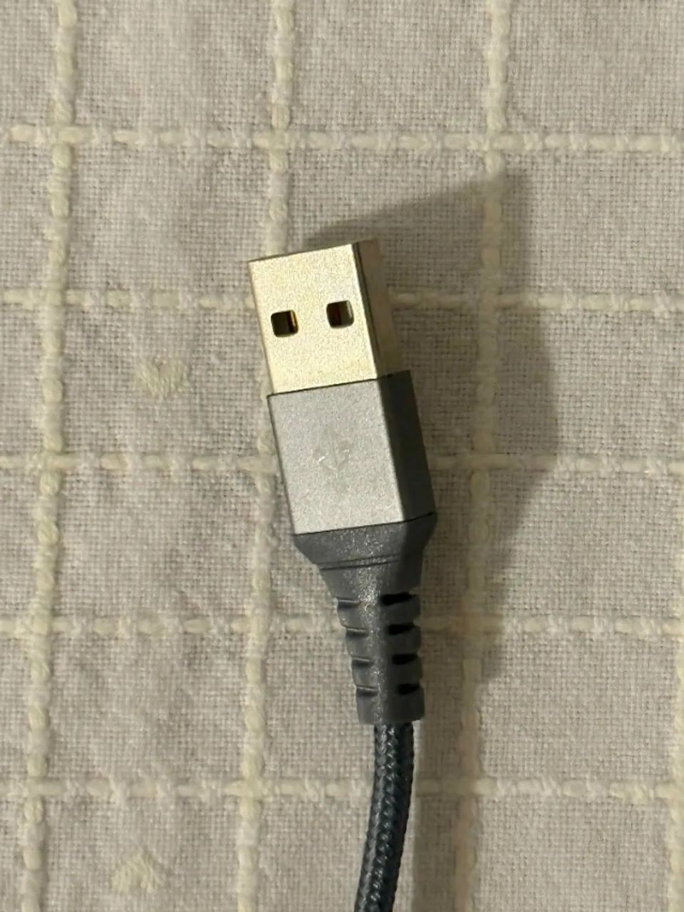 Cabo USB-A para Lightning 21cm iPlace - Foto 2