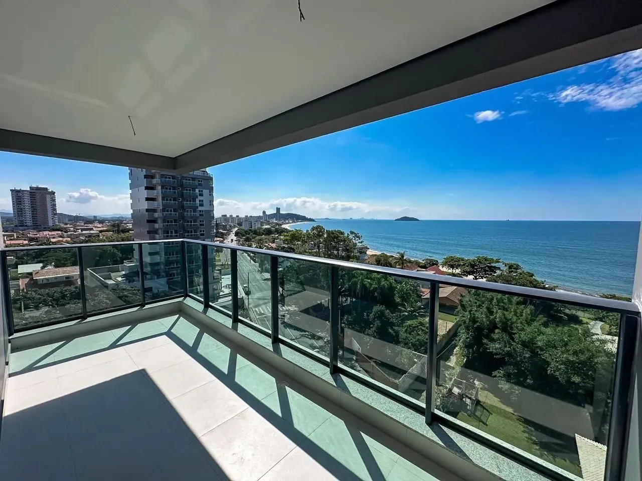Apartamento com 3 dormitórios à venda, 102 m² por R$ 1.900.000,00 - Praia de Armação do It