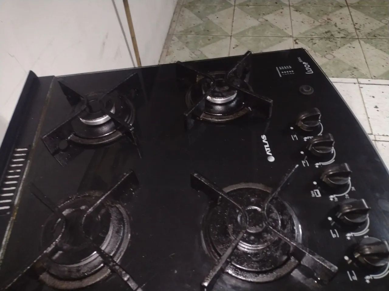 Fogão atlas 4 bocas todo de vidro até a frontal e vidro praticamente novo pra hj - Foto 6