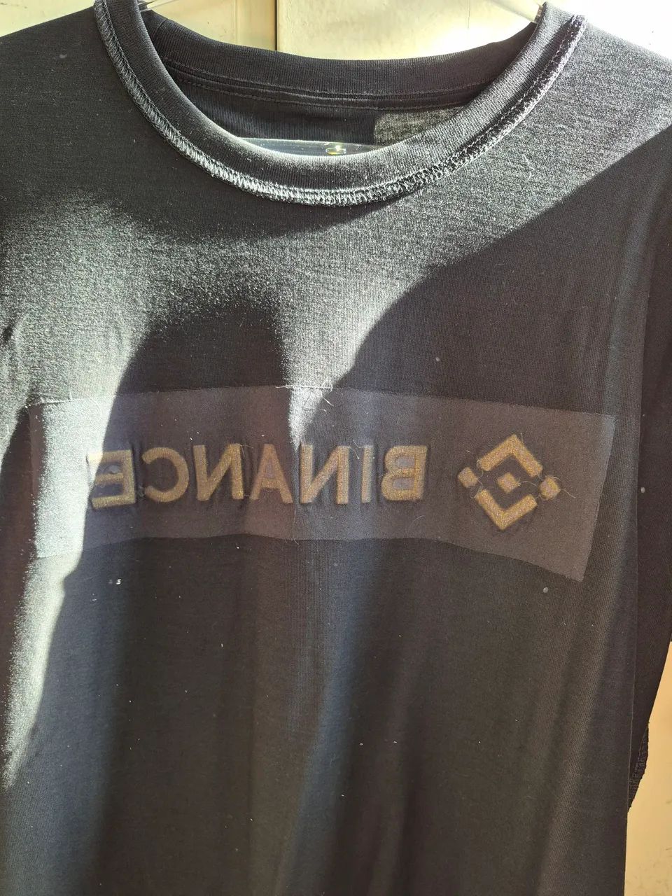 Camiseta Binance Oficial nunca usada - Foto 5