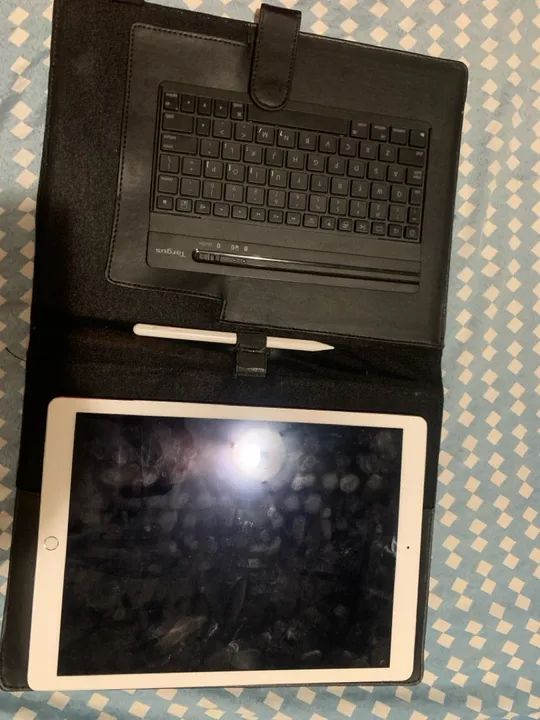 iPad com Teclado e Caneta Pro 12.9