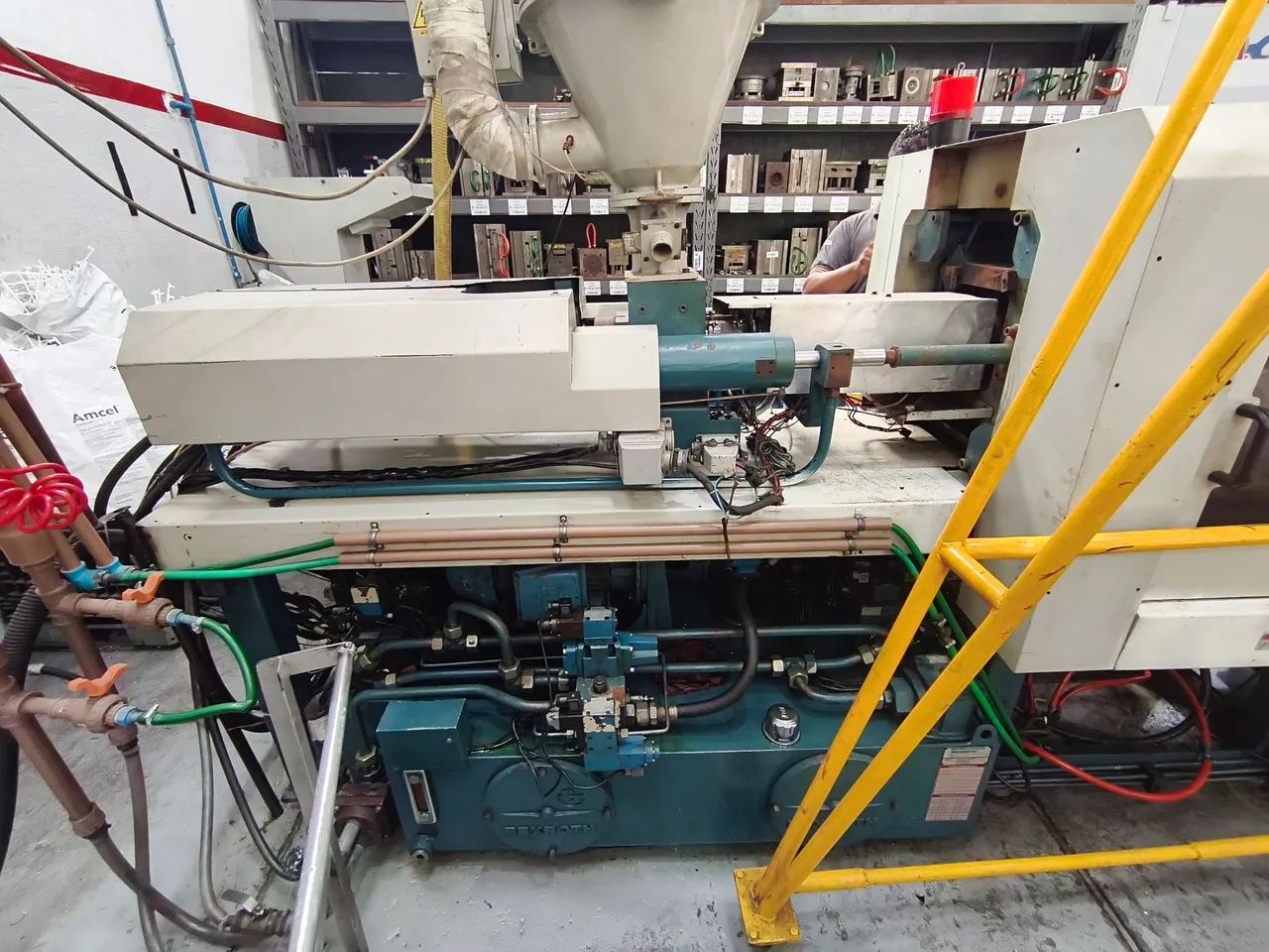 Máquina Injetora Romi Prima X 65R - Industrial - Foto 3