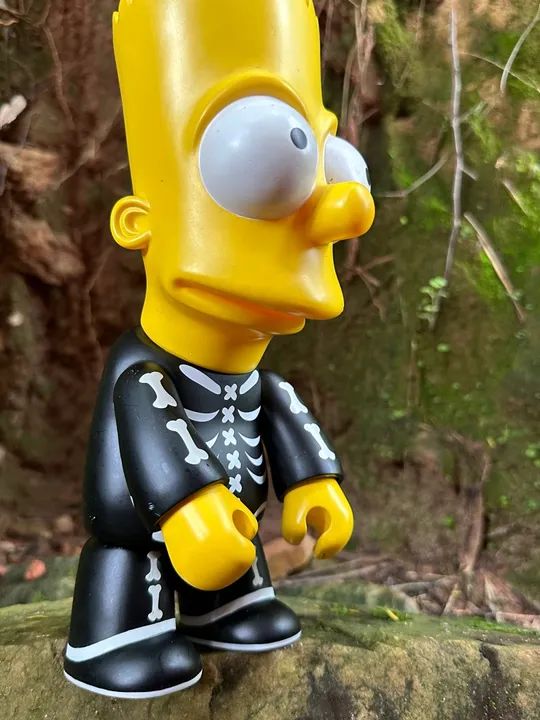 Boneco Bart Simpson Esqueleto,medidas disponíveis nas fotos