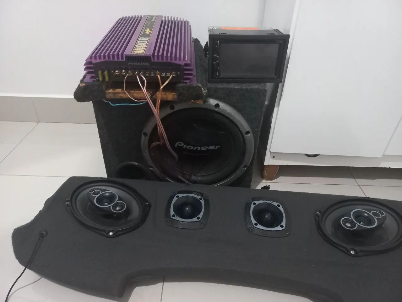 Som automotivo completo - Pioneer, Pyramid e falantes