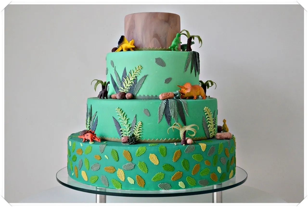 Bolo decorativo, bolo fake, bolo falso, bolo cenografico - Foto 2