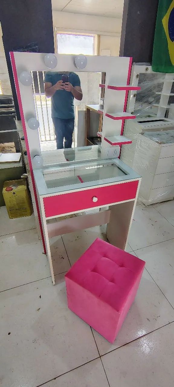 Penteadeira com Espelho e Banqueta - Nova! - Foto 5