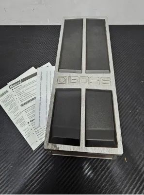 Pedal de Volume BOSS FV-500L Profissional - Foto 2