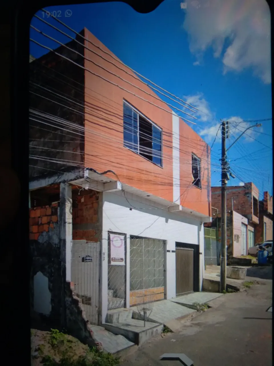 Casa vende-se
