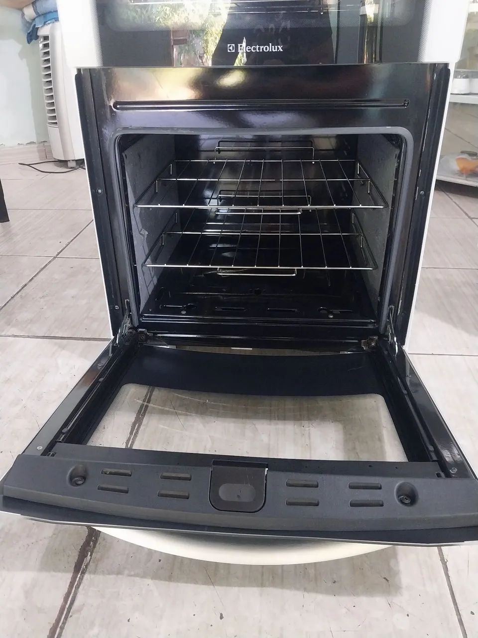 Fogão 4 Bocas Electrolux com Forno - Foto 2