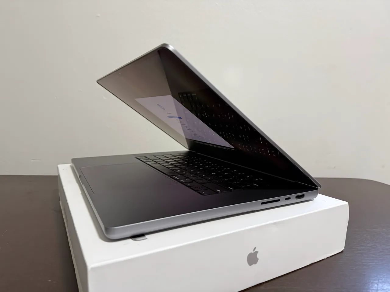 Apple MacBook Pro 16.2-inch M2 Pro 512/16 | Seminovo - Notebooks