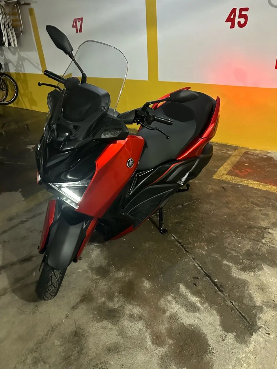 XMAX 300 - Foto 2