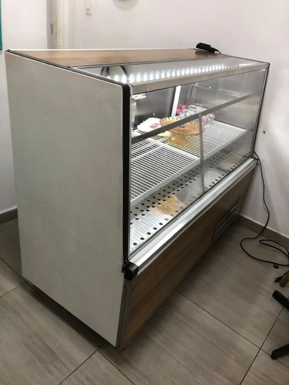 Balcão Refrigerado Expositor Grande