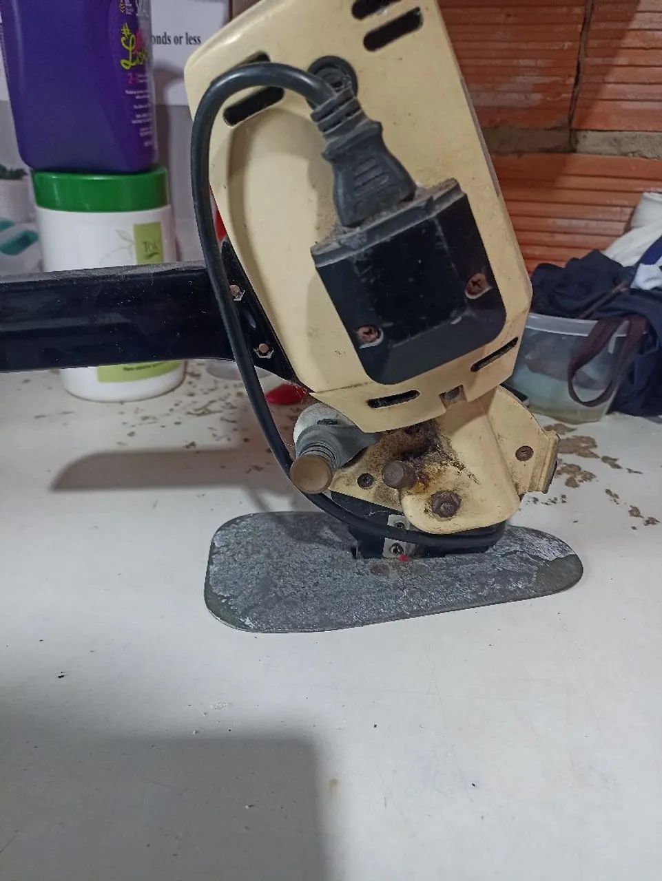 Máquina de cortar tecido 