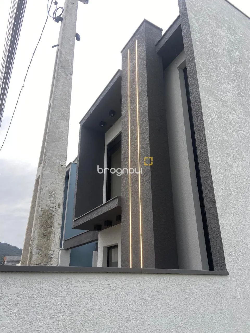 Sobrado com 2 Suítes, Churrasqueira e Espaço para Piscina - Foto 3