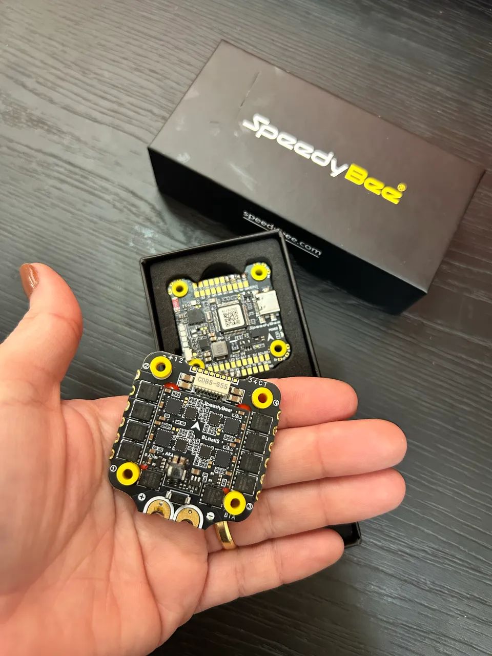 Stack SpeedyBee F405 V4 + ESC 55A 4in1 8-Bit (3-6S) - FPV Drone - Foto 4