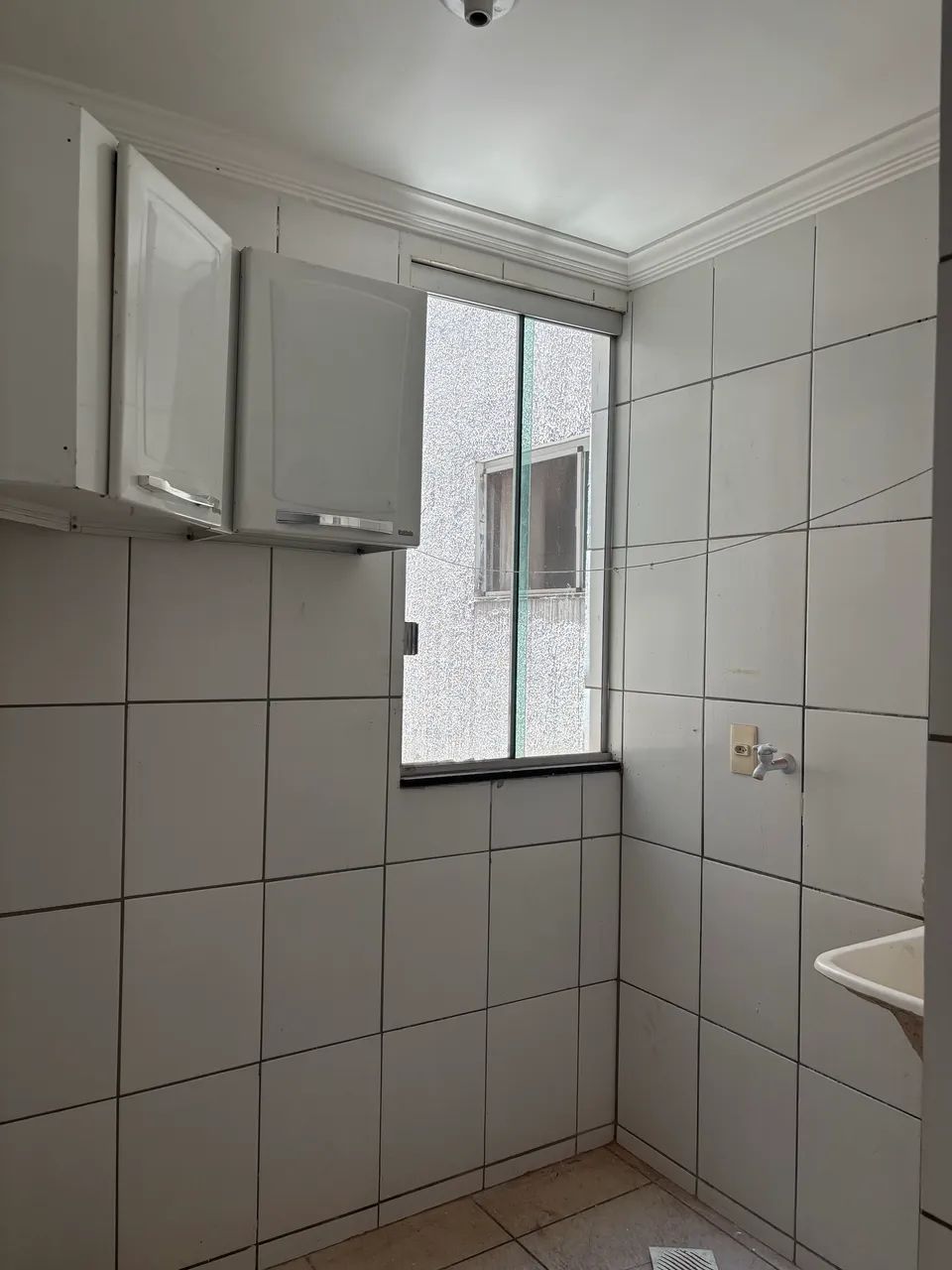 Apt 2/4 Perto Pça A incluso Cond e Água  - Foto 2