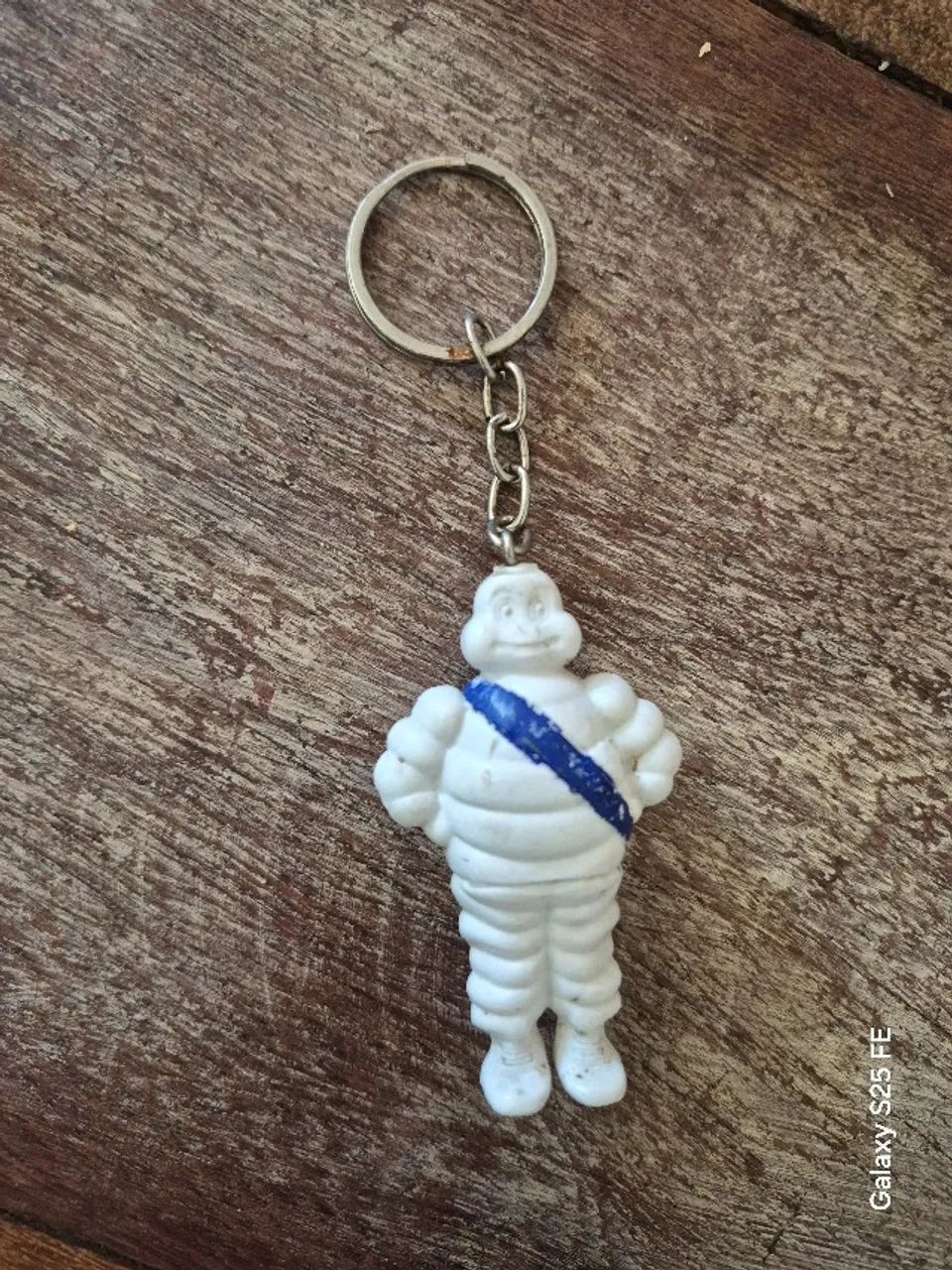 Mini chaveiro colecionavel Michelin Pneus - Foto 3