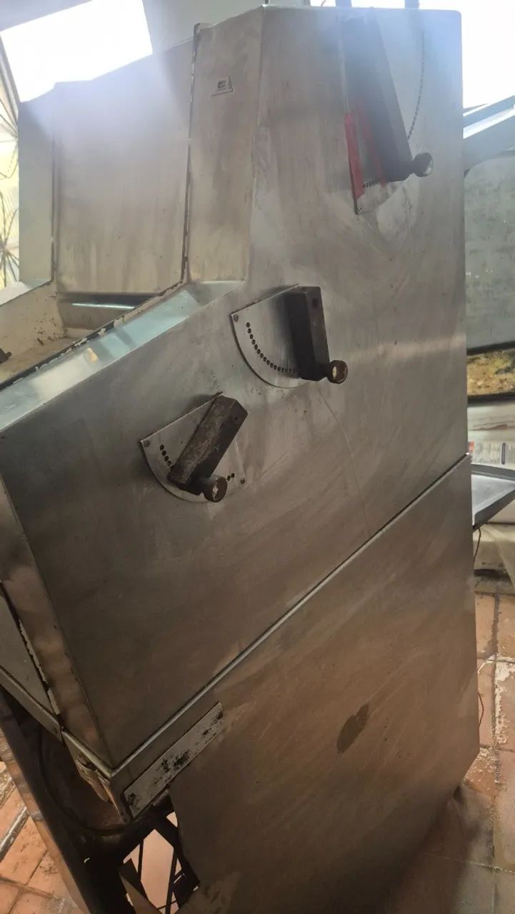 Modeladora volumétrica 