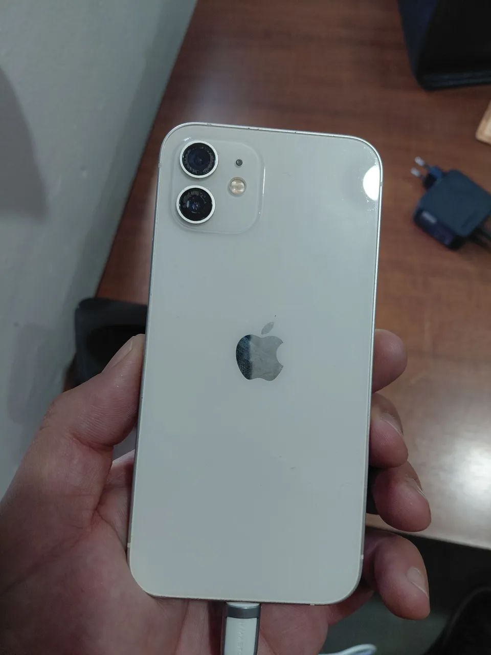 Celular iphone 12 usado ótimo estado bateria zera - Foto 4