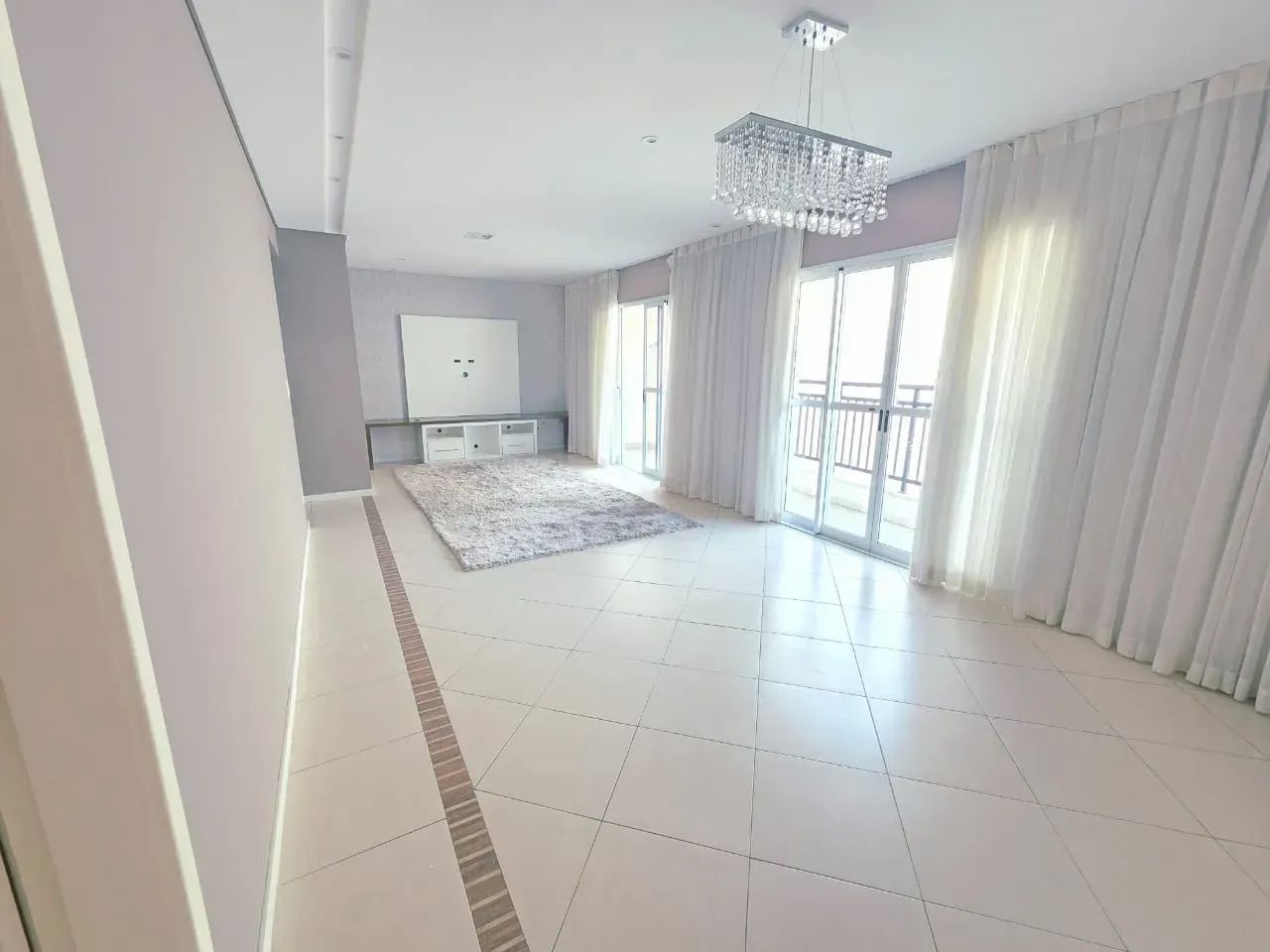 Apartamento com 2 quartos, 2 salas e 2 vagas no Centro - Taubaté - SP - Foto 3