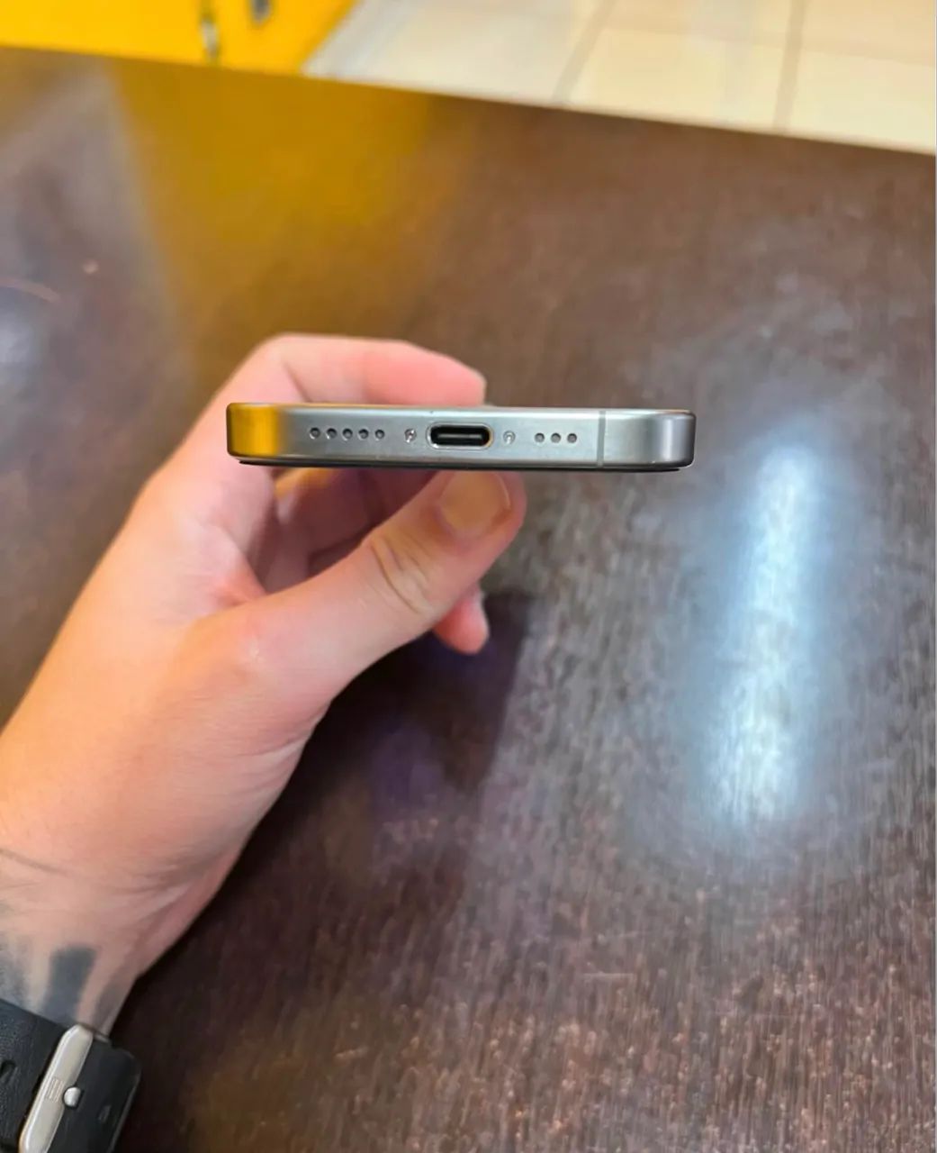 iPhone 15 pro 128gb - Foto 4