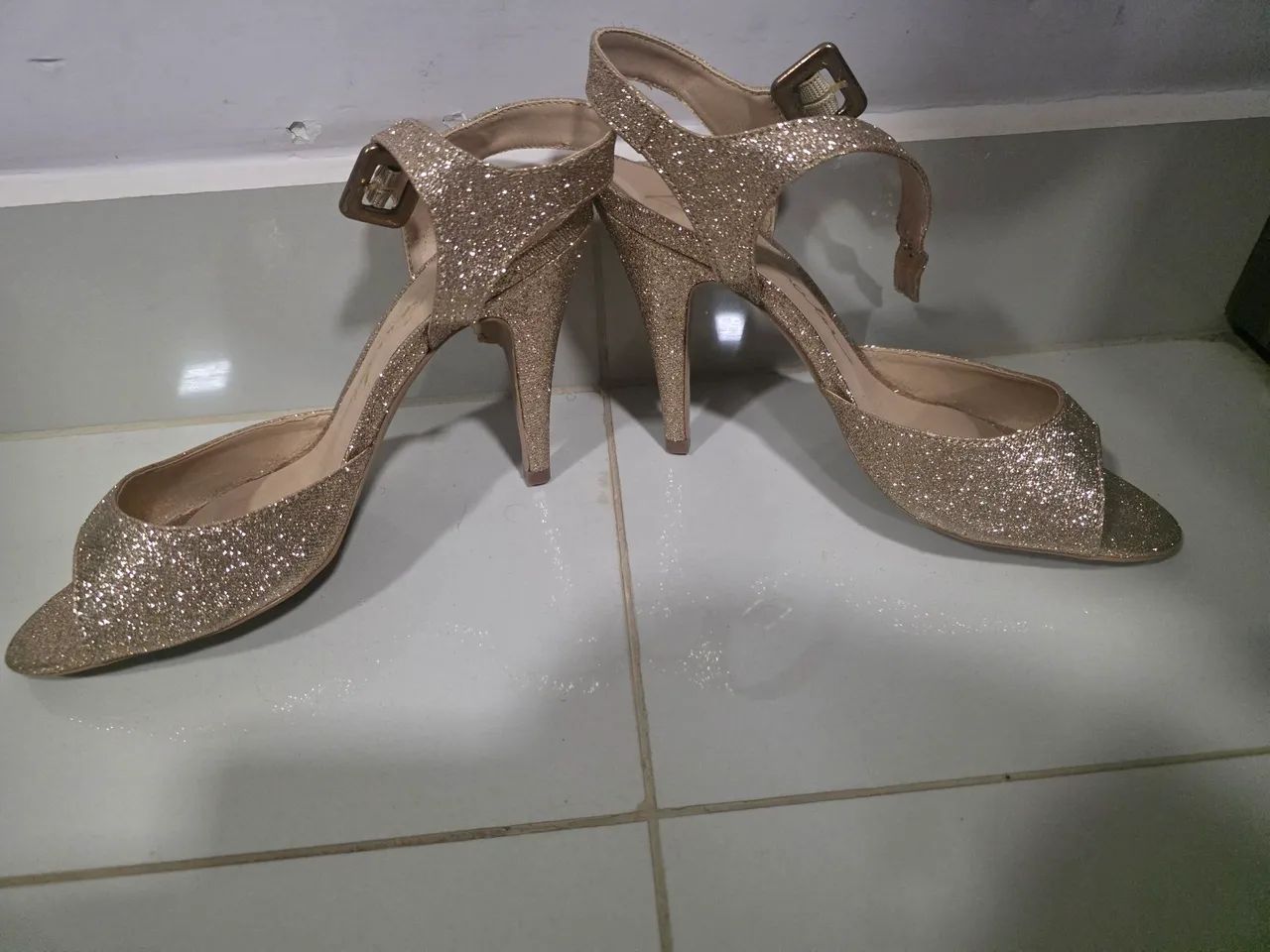 Sandália luiza barcelos nunca usada - Foto 3