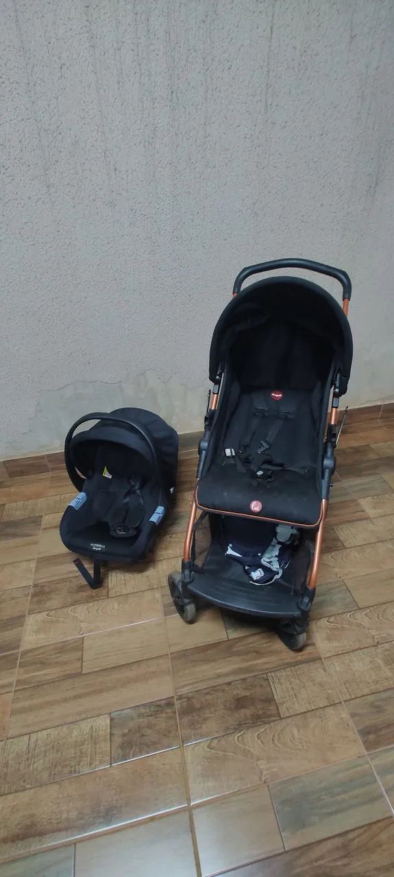 Carrinho de bebê Burigotto + bebe conforto