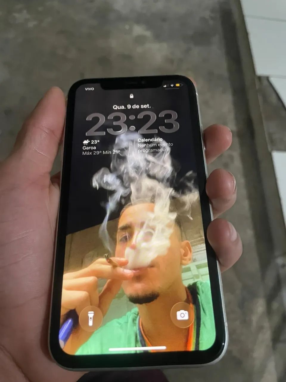 Vendo iPhone 11, preço negociável  - Foto 3